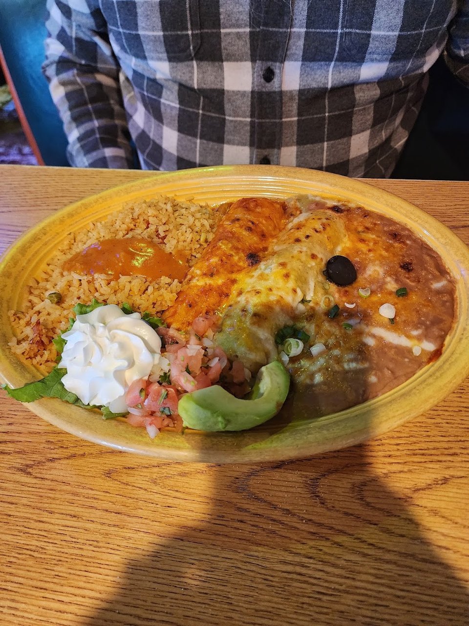 Menu page with Mexican combination plates.